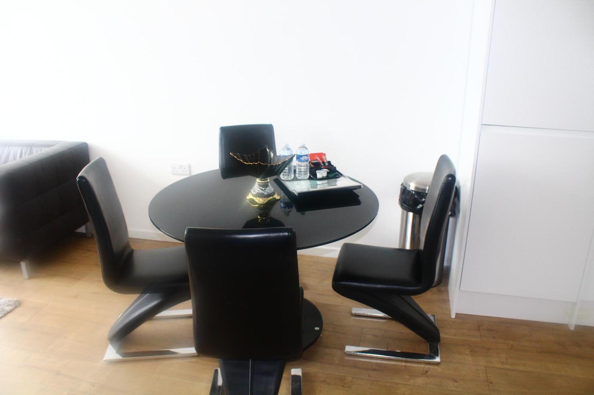 Flat 405 One Bedroom Apartment Бирмингем Экстерьер фото